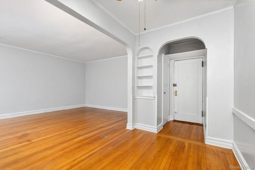 507-3810 Greystone Ave., New York, NY, 10463 | Card Image