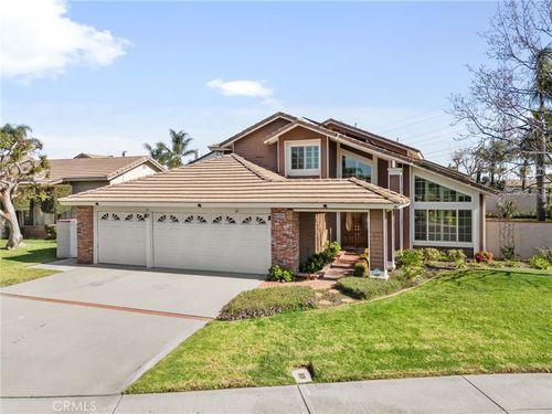 7243 Kittyhawk St, Fontana, CA, 92336 | Card Image