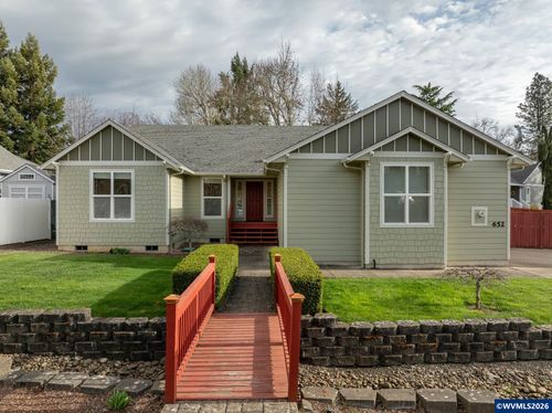 652 Nw Jasper St, Dallas, OR, 97338 | Card Image