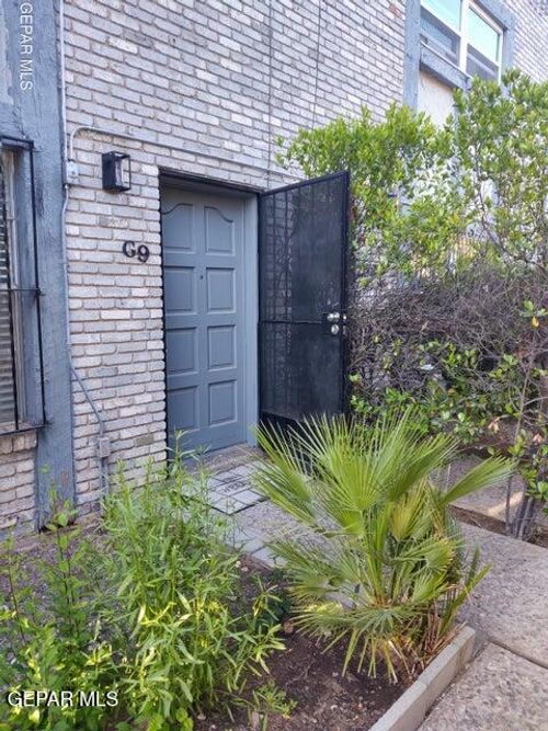 g9-6700 Escondido Dr, El Paso, TX, 79912-3156 | Card Image