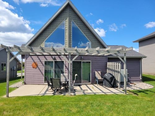 290 240th Ave, Arnolds Park, IA, 51331 | Card Image