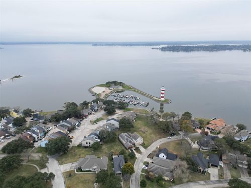 1429 Bowsprit Pt, Willis, TX, 77318-8415 | Card Image