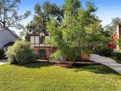 Front view of this beautiful 2 story with a spacious front yard. | Image 2