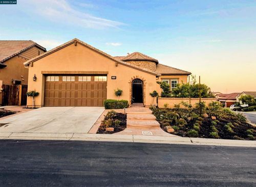 1735 Veneto Ln, Brentwood, CA, 94513-5278 | Card Image