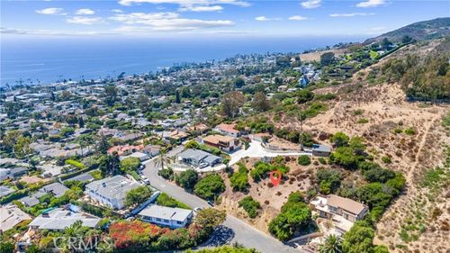 336 Lookout Dr, Laguna Beach, CA, 92651-1711 | Card Image