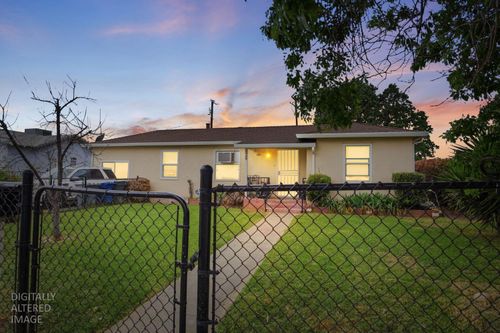 898 Yosemite Parkway, Merced, CA, 95341 | Card Image