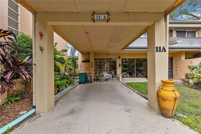 11A - 601 W Old Us Highway 441, Condo with 2 bedrooms, 2 bathrooms and null parking in MOUNT DORA FL | Image 2