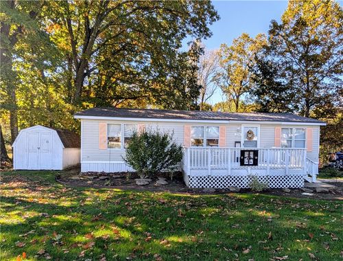 204 Peach Ct, Sewickley, PA, 15143-9627 | Card Image