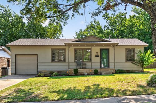 3407 S Walnut Creek Dr, Sand Springs, OK, 74063-3441 | Card Image