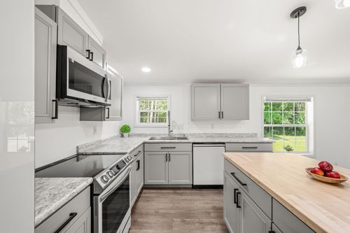 2377 Route 78, Alburgh, VT, 05440-4107 | Card Image