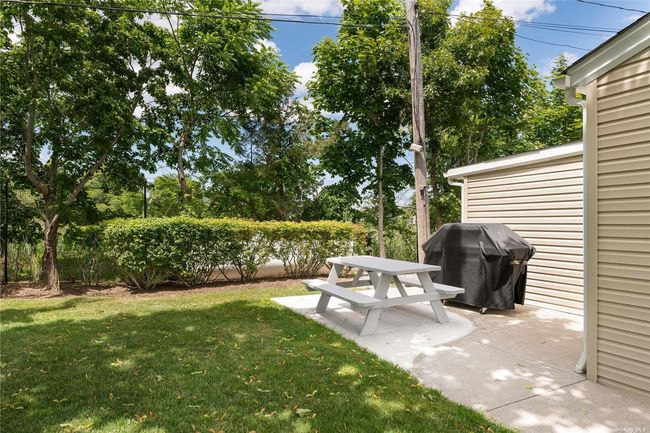 16 - 61 W Tiana Rd, Home with 2 bedrooms, 1 bathrooms and 1 parking in Hampton Bays NY | Image 25