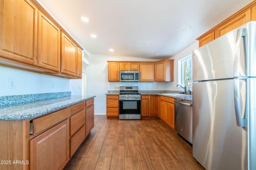 133 E James Dr, Sierra Vista, AZ, 85635-1156 | Card Image