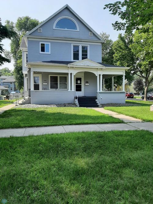 1024 3rd Ave S, Fargo, ND, 58103-1709 | Card Image