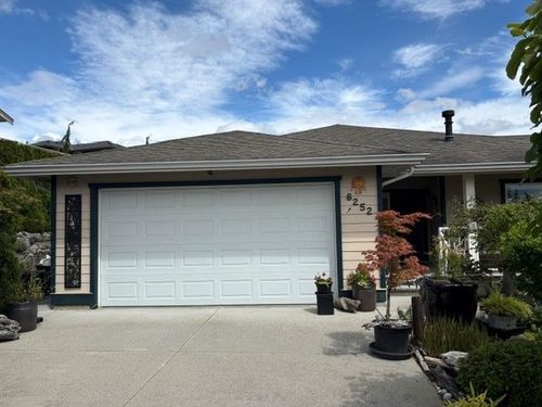 6252 Baillie Road, Sechelt, BC, V7Z0R5 | Card Image