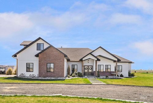 2233 E 3100 S, Wendell, ID, 83355-3166 | Card Image