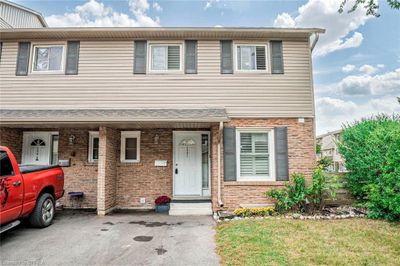 508E Grey St, Townhouse with 3 bedrooms, 3 bathrooms and 1 parking in Brantford ON | Image 1