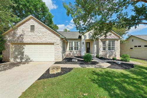 111 Yaupon Ln, Georgetown, TX, 78633-4710 | Card Image