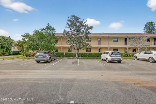 apt-2-400 18th St, Vero Beach, FL, 32960-0841 | Card Image
