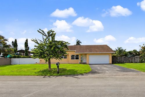 28702 Sw 163rd Ct, Homestead, FL, 33033-1048 | Card Image