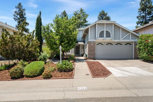 4253 Hartlepool Way, Antelope, CA, 95843-5101 | Card Image