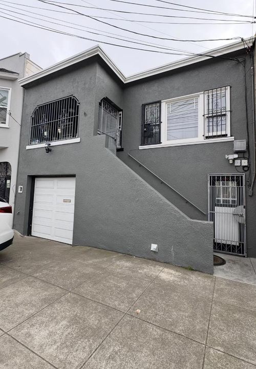 89 Farallones St, San Francisco, CA, 94112-3005 | Card Image