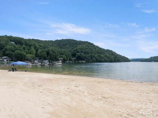 UNIT-1615 - 155 Quail Cove Blvd, Condo with 3 bedrooms, 3 bathrooms and null parking in Lake Lure NC | Image 7
