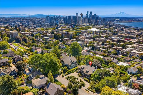421 W Highland Dr, Seattle, WA, 98119-3531 | Card Image