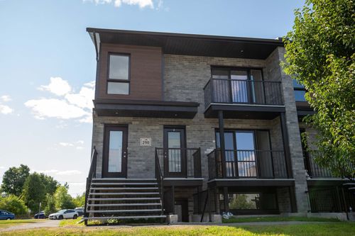1-290 Boul D'Amsterdam, Gatineau, QC, J9J4H7 | Card Image