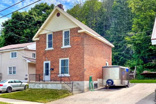 2245 3rd Ave E, Owen Sound, ON, N4K2M5 | Card Image