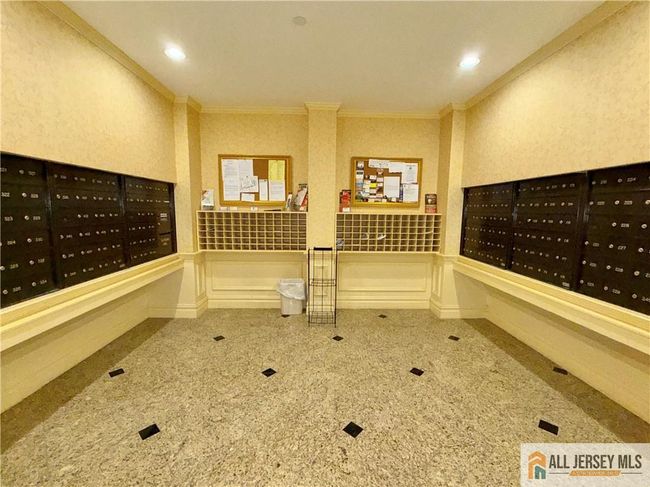 APT-211 - 540 Cranbury Rd, Townhouse with 1 bedrooms, 1 bathrooms and null parking in East Brunswick NJ | Image 22