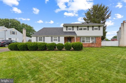 48 Maurice Ln, HATBORO, PA, 19040-1432 | Card Image