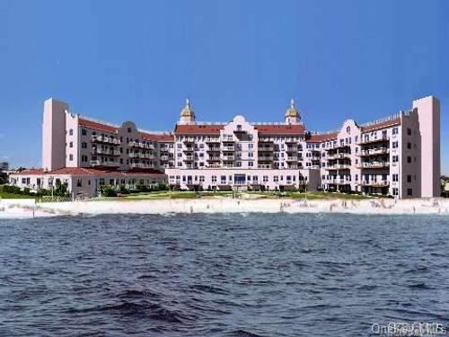 apt-6u-2 Richmond Rd, Lido Beach, NY, 11561-4854 | Card Image