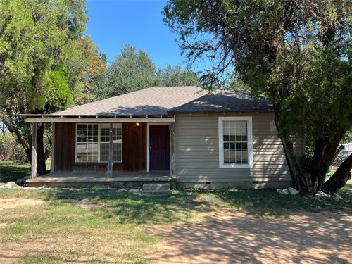 305 East Rd, Stephenville, TX, 76401-4517 | Card Image
