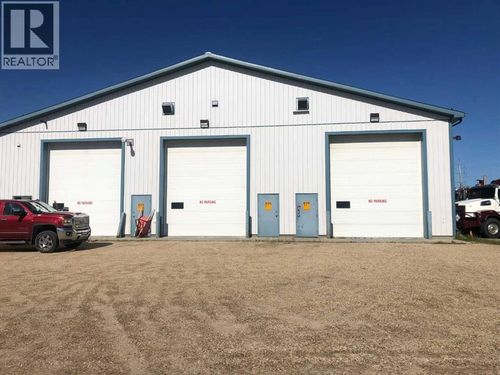 3375 33 St, Whitecourt, AB, T7S0A2 | Card Image