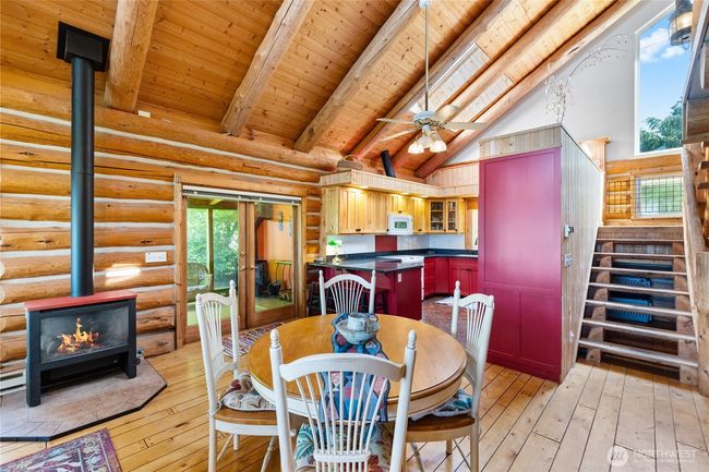 Dining Area | Image 9