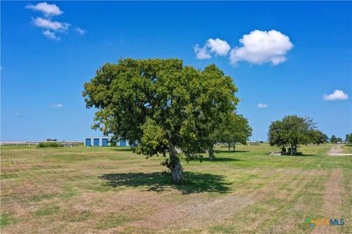 302 Luthardt St, Austwell, TX, 77950 | Card Image