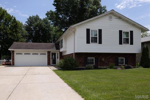 1715 Foxglove Drive, St Charles, MO, 63303 | Card Image