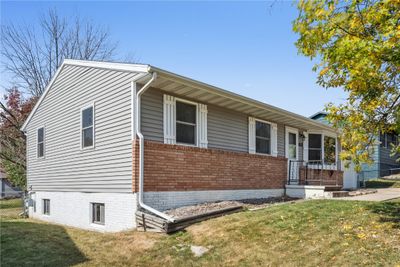 1632 South View Drive Nw, House other with 3 bedrooms, 2 bathrooms and null parking in Cedar Rapids IA | Image 2