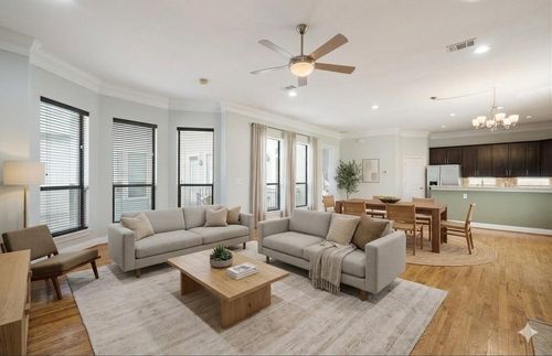 c-5525 Kiam St, Houston, TX, 77007-1174 | Card Image