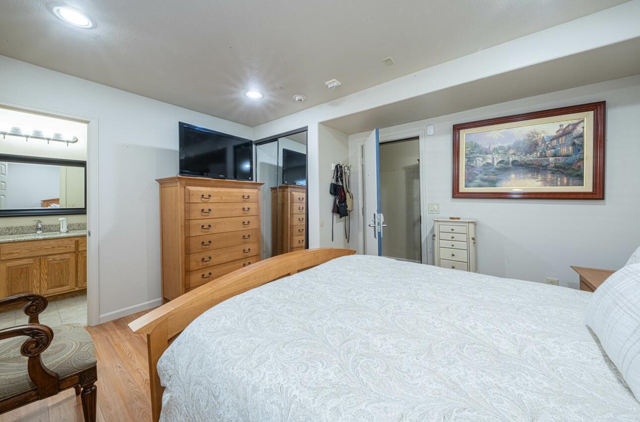 Commercial Sale in Salinas 5