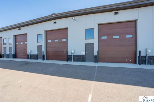 d-3021 D Evergreen Trl, Mankato, MN, 56001 | Card Image