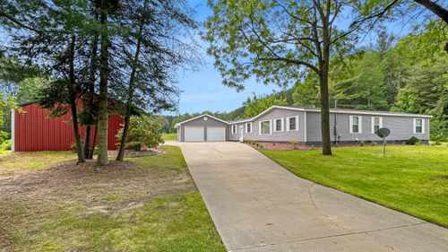 19731 20 Mile Road Road, Burdell Township, MI, 49688 | Card Image