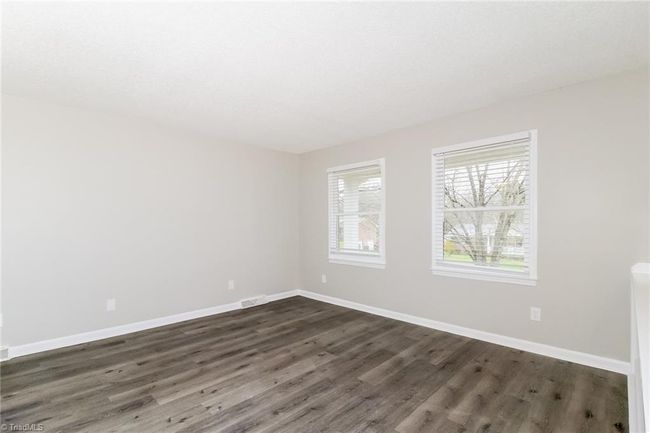300 Scottsdale Ln, House other with 3 bedrooms, 3 bathrooms and null parking in Clemmons NC | Image 6