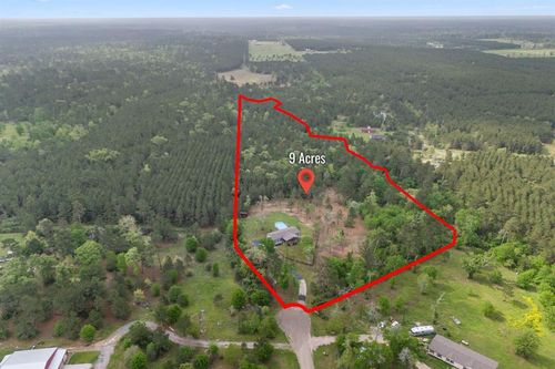 6692 Wagon Wheel Rd, Navasota, TX, 77868-5917 | Card Image