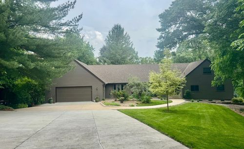 6320 Oak Meadow Ln Nw, Rochester, MN, 55901-8820 | Card Image