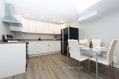 358 Adelaide Ave E, Oshawa, ON, L1G2A1 | Card Image