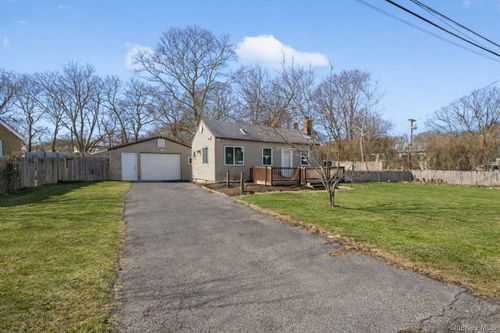 12 Hackensack Rd, Mastic Beach, NY, 11951-5804 | Card Image