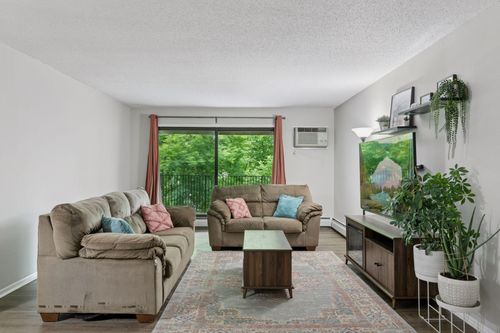 apt-314-1903 Silver Bell Rd, Eagan, MN, 55122-3124 | Card Image