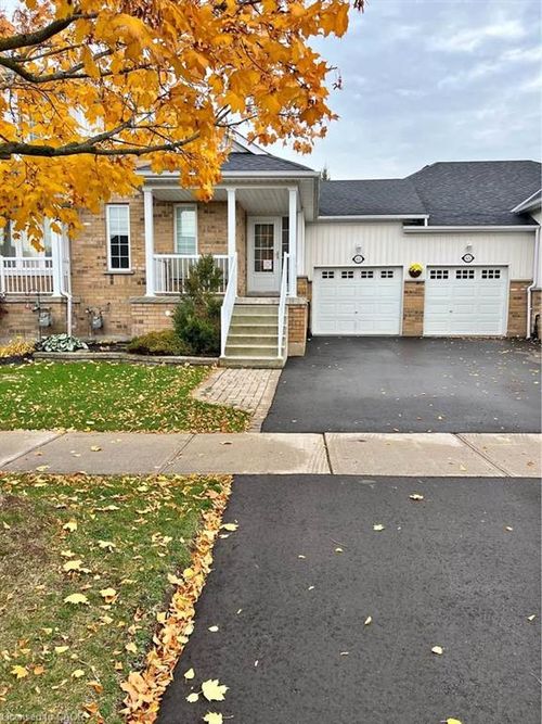 61 Porchlight Dr, Elmira, ON, N3B3M7 | Card Image