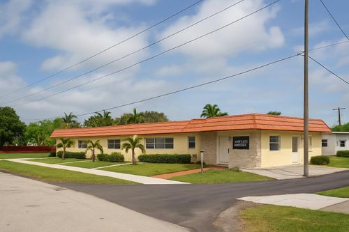 3808 Polk St, Hollywood, FL, 33021-6735 | Card Image